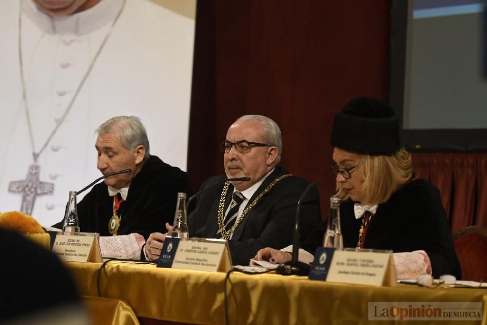 El fundador de la Organización Nacional de Trasplantes, Rafael Matesanz, es investido doctor Honoris Causa por la UCAM