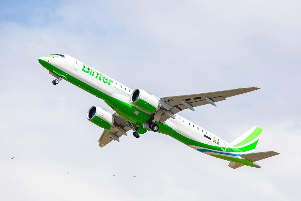 Avión Embraer E195 E2 de Binter.