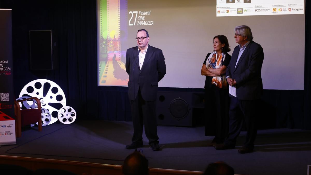 José Luis Anchelergues, Elena de Marta y José María Turmo, en la Filmoteca de Zaragoza.