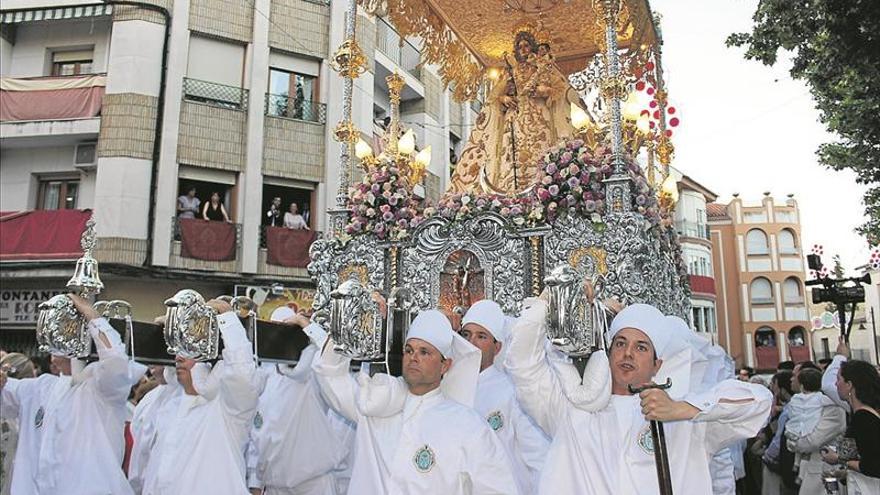 Mayo brilla siempre con luz propia con motivo de las Fiestas Aracelitanas