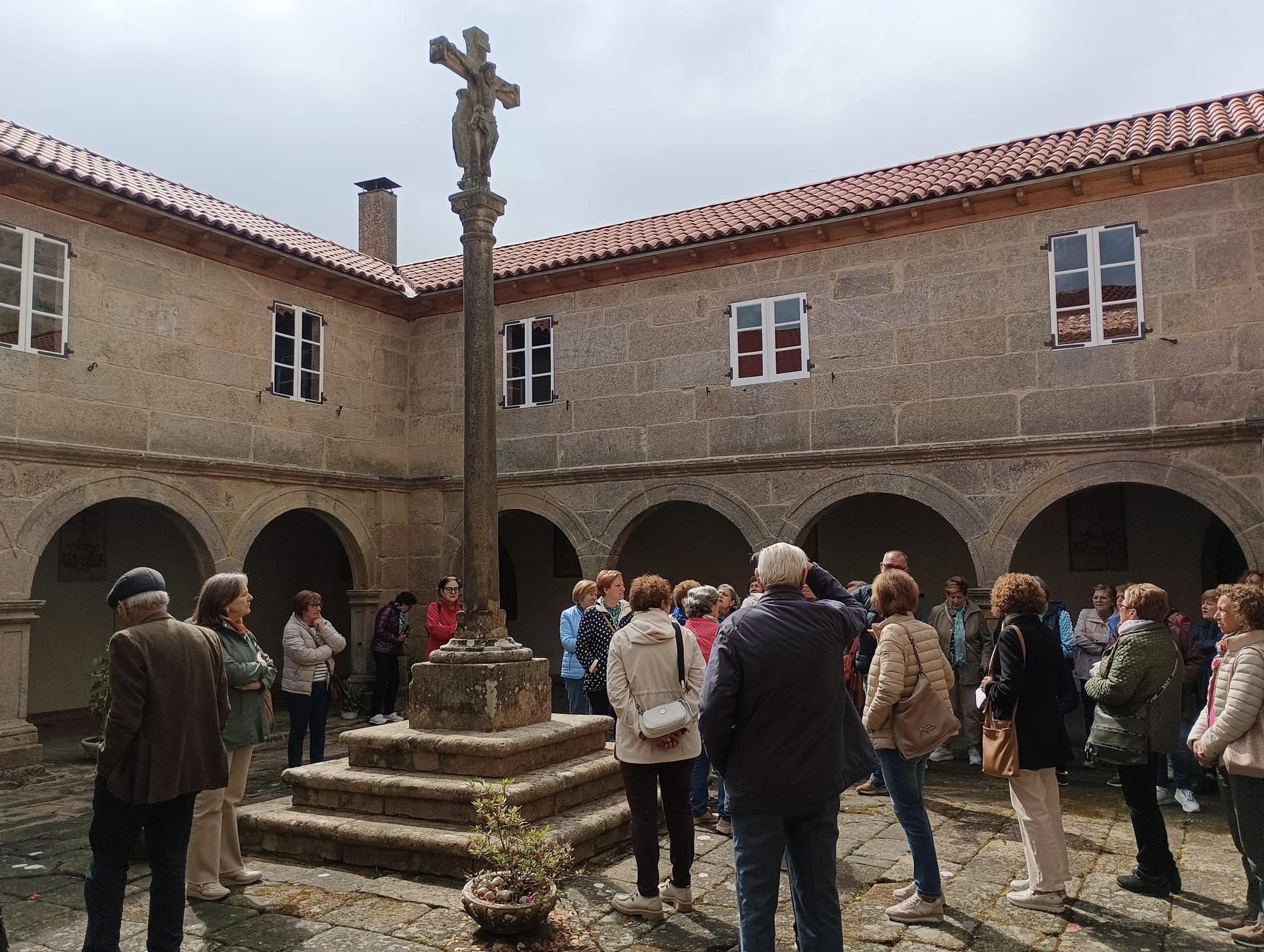 Alumnas de Ategal Lalín realizan un viaje por la comarca del Sar