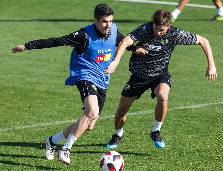 Presentación de Jona como nuevo jugador del Hércules CF