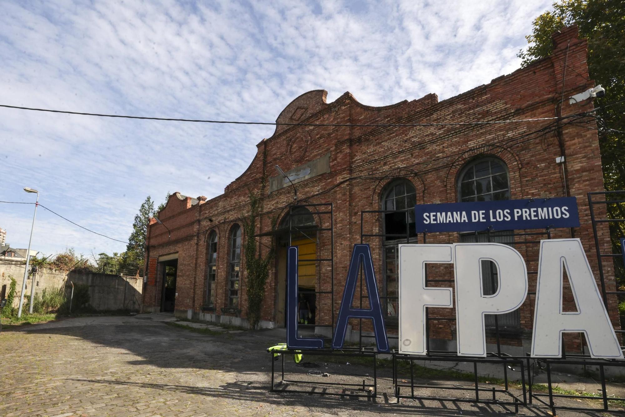 Una casa, un coche o un cordero: los deseos de los hombres y las mujeres que han llegado a Asturias huyendo de sus hogares
