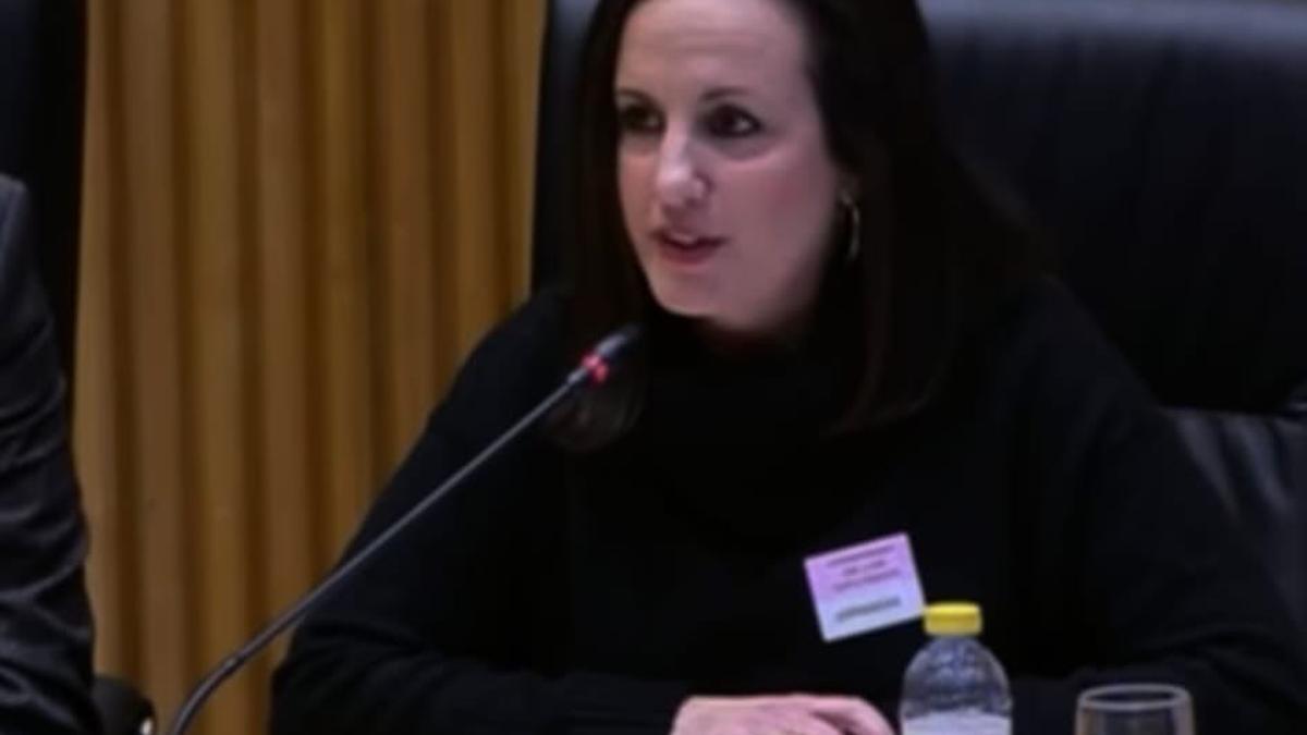 La alcaldesa de Carcaixent, Carolina Almiñana, en una imagen de archivo.