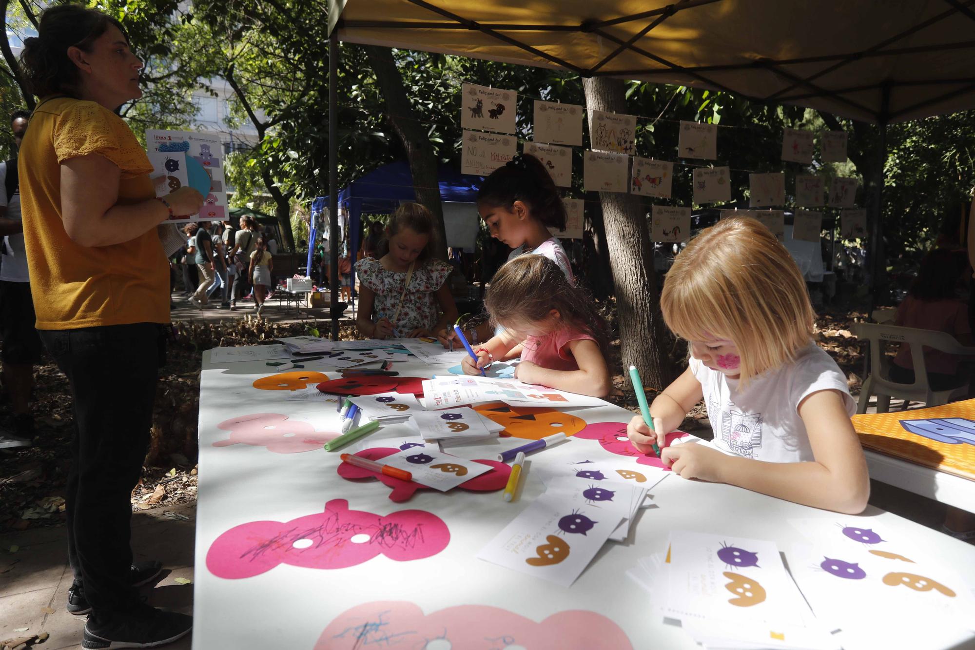 La Feria Animalista de València, en imágenes