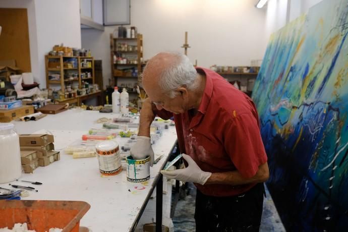 Las Palmas de Gran Canaria. El pintor Félix Juan Bordes en su estudio.  | 25/09/2019 | Fotógrafo: José Carlos Guerra