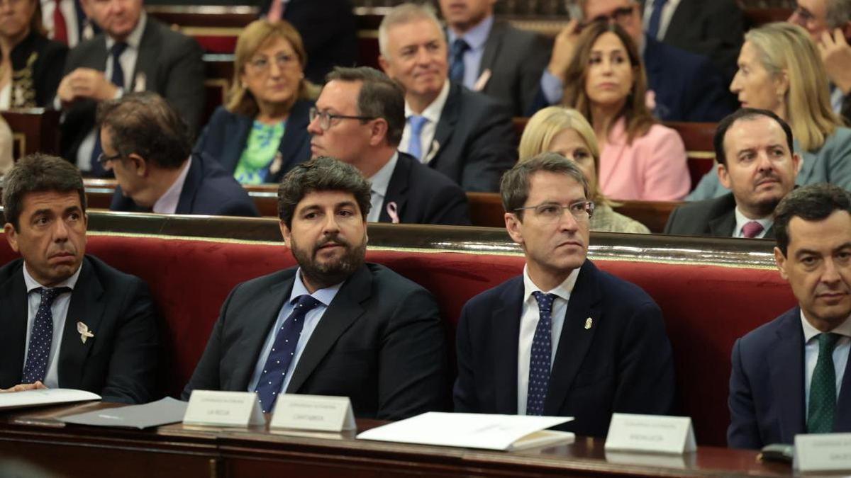 De izda. a dcha., Carlos Mazón, Fernando López Miras, Gonzalo Capellán y Juanma Moreno Bonilla.