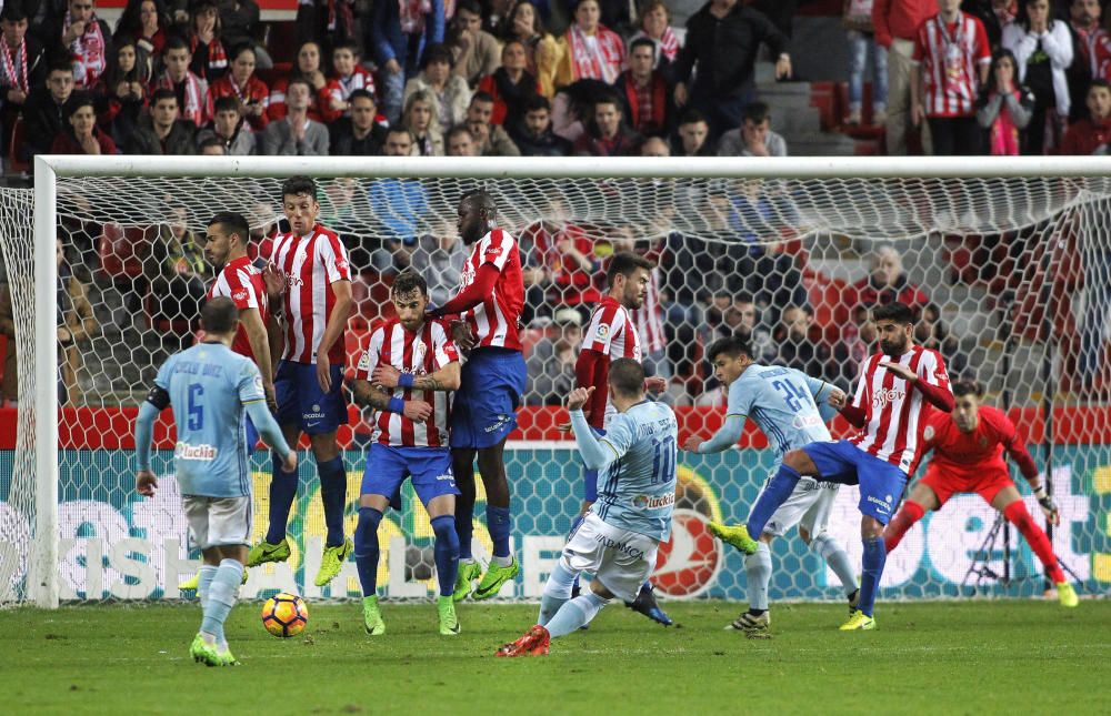 FARO recopila las imágenes del duelo entre gijoneses y vigueses en El Molinón, que terminó con empate (1-1).