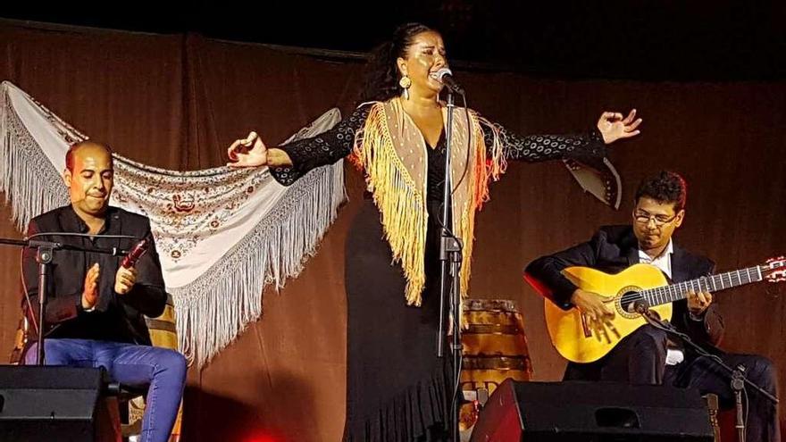 La cantaora Eva Rubichi durante la primera &quot;Gran Noche Flamenca&quot;.