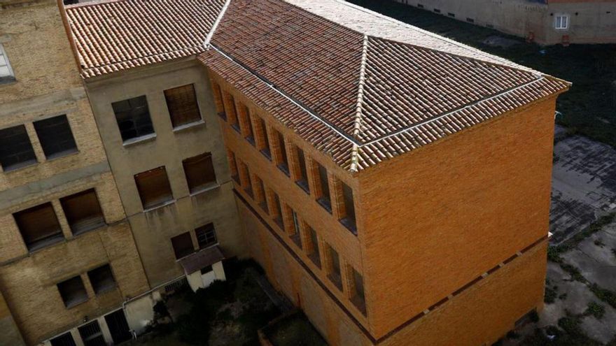 La demolición del colegio Jesús y María de Zaragoza tendrá que empezar antes de diciembre