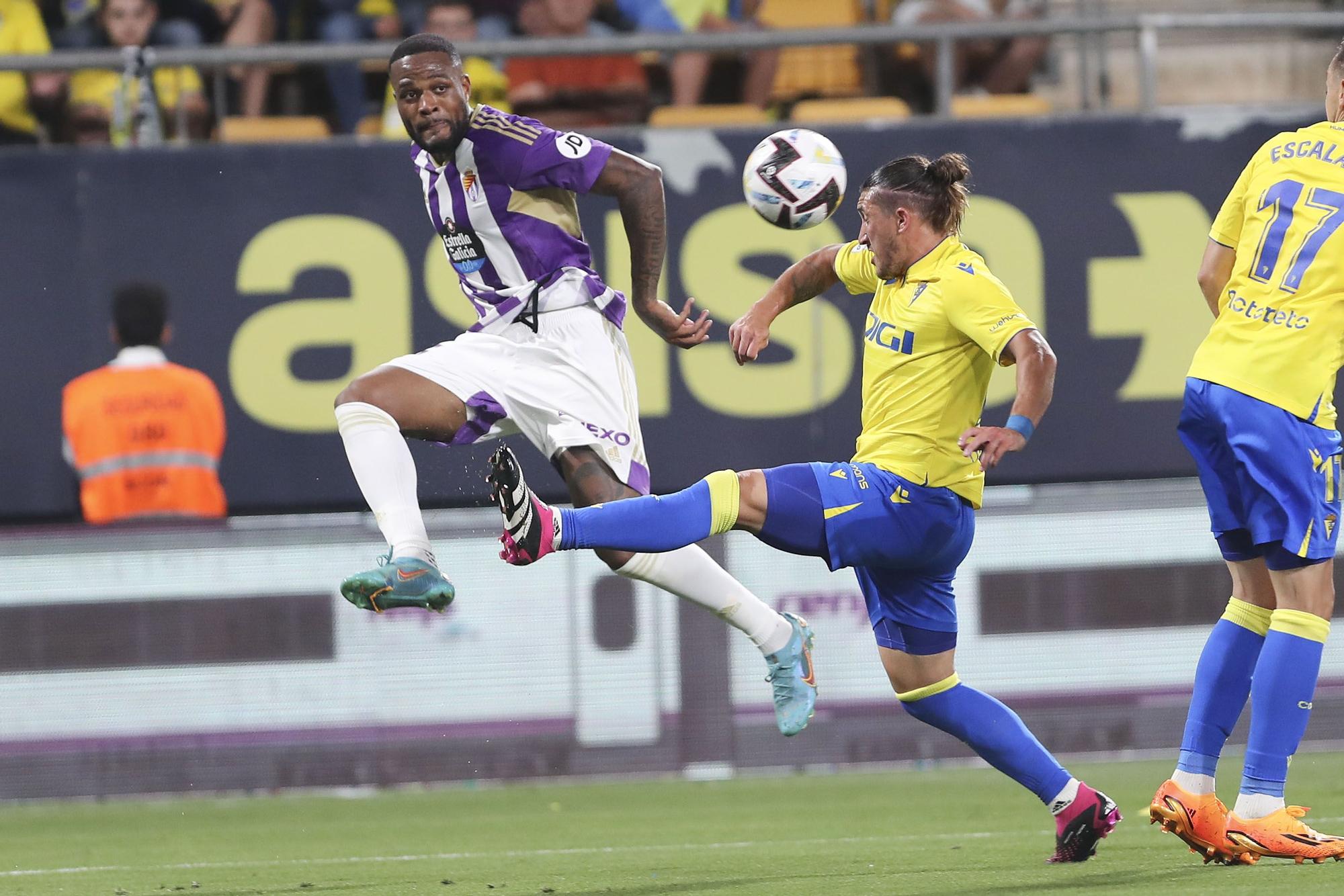 Cyle Larin (Valladolid)