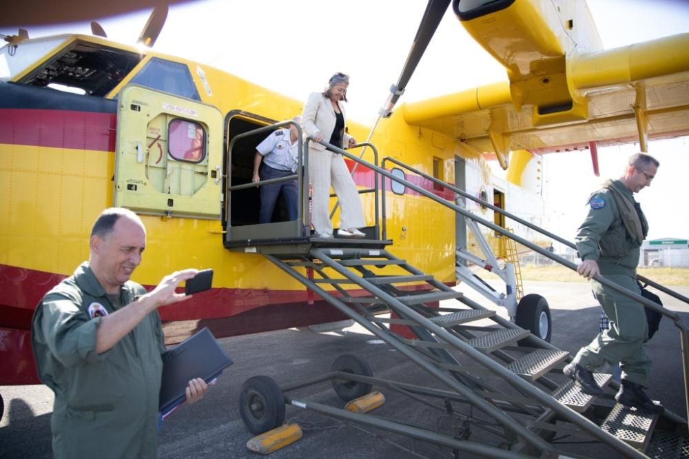 Un avión extra para sofocar los incendios gallegos