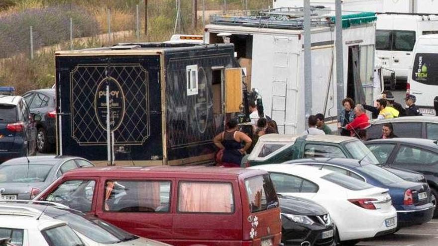 Aparecen dos cadáveres de feriantes en el interior de una furgoneta en Logroño