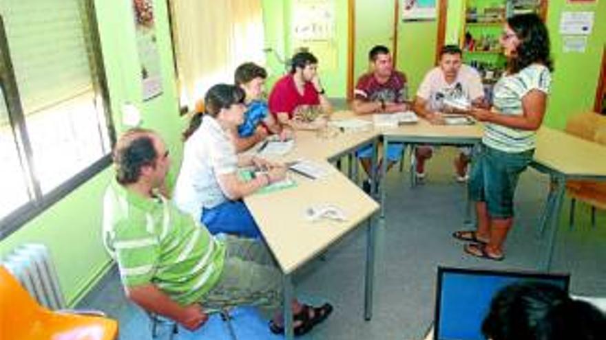 Feafes cerrará su sede si no hay voluntarios para colaborar