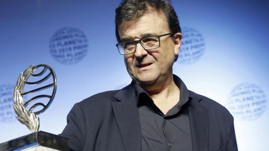 Javier Cercas, con el Premio Planeta 2019