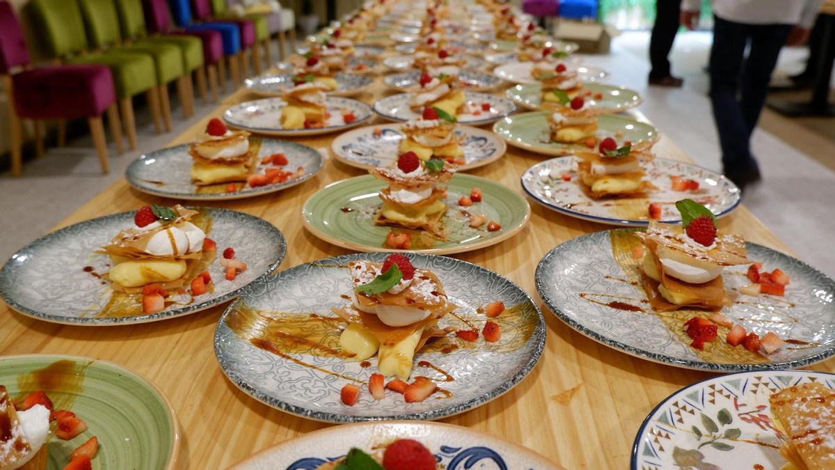 Platos en la cena solidaria del club Rotary Plasencia 7 Chefs, el año pasado.