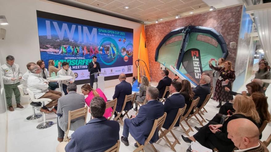 Marcos Serra durante la presentación de los eventos deportivos en Fitur. | FOTOS: AYUNTAMIENTO DE SANT ANTONI