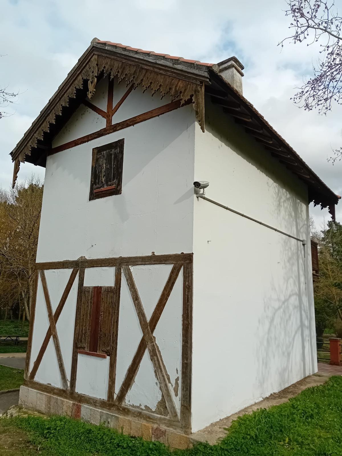 Valorio tiene una casa a su entrada, ¿sabes que pertenecía al Guarda del bosque?