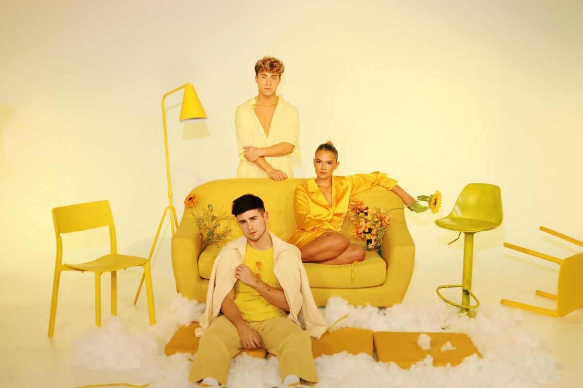 El grupo Mantra, con Carlos Marco, Paula Pérez y Charly Weinberg