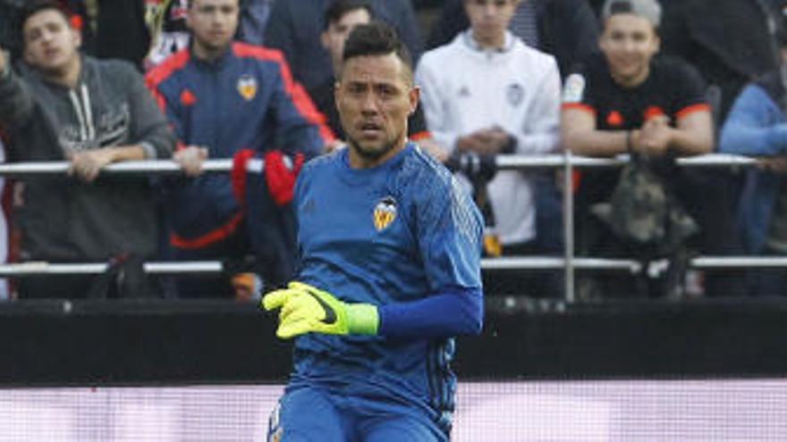 Portería a cero en Mestalla doce partidos después