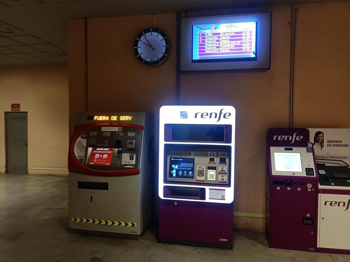 Máquinas expendedoras de billetes de la Estación Miraflores fuera de servicio