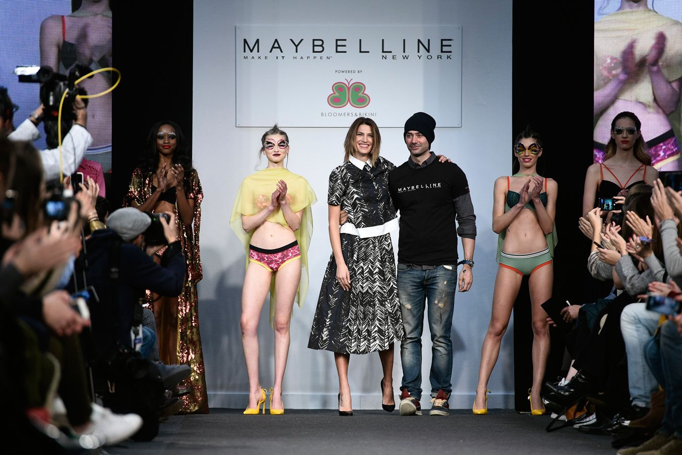 El desfile de maquillaje de Maybelline y Bloomers&amp;Bikini
