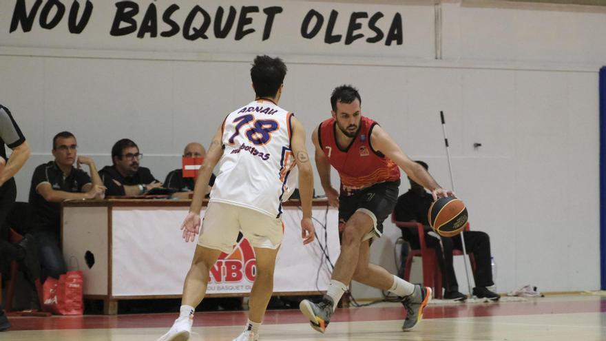 Marc Fontanals (7) és un dels puntals de l'Olesa, que oficiarà d'equip local avui