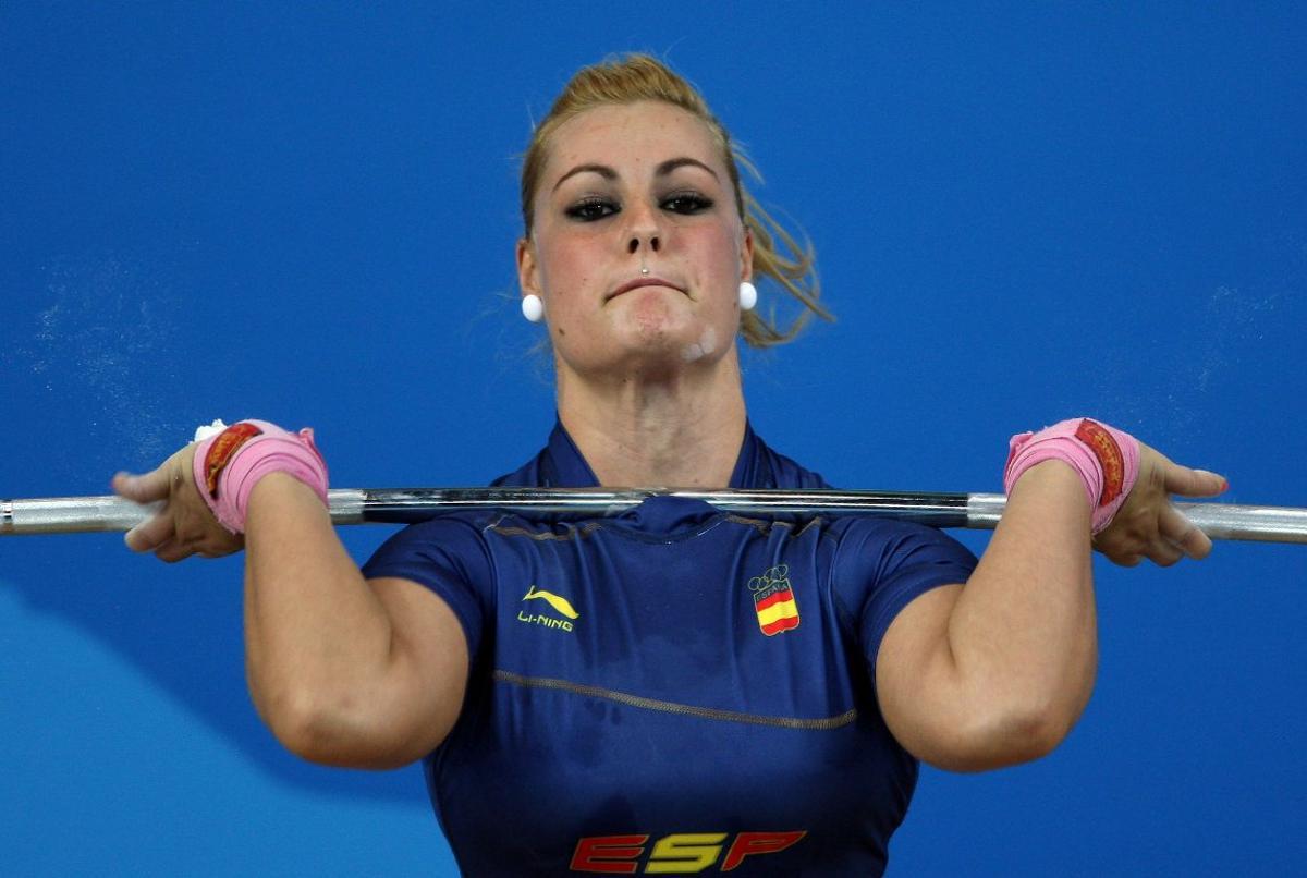 Lydia Valentín, durante una competición de halterofilia.
