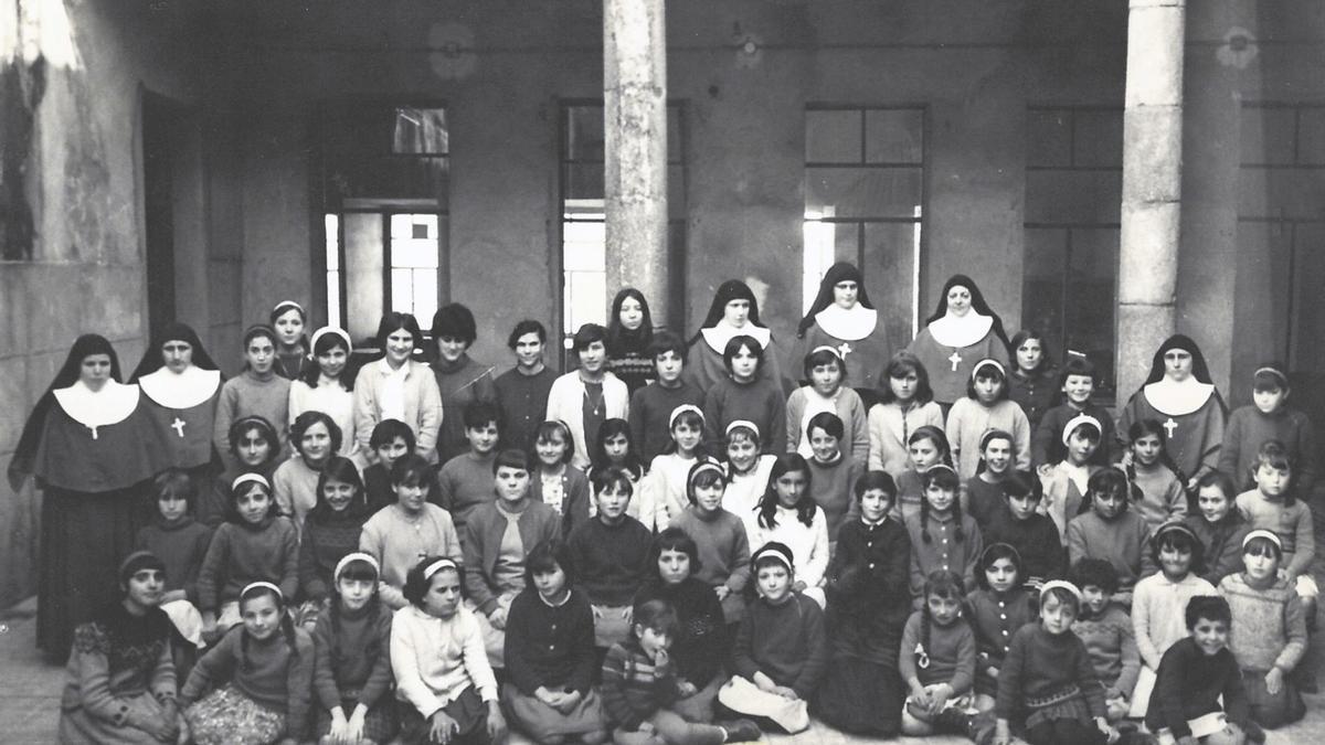 GALERÍA | Las monjas del Amor de Dios de Alcañices se despiden de La Raya