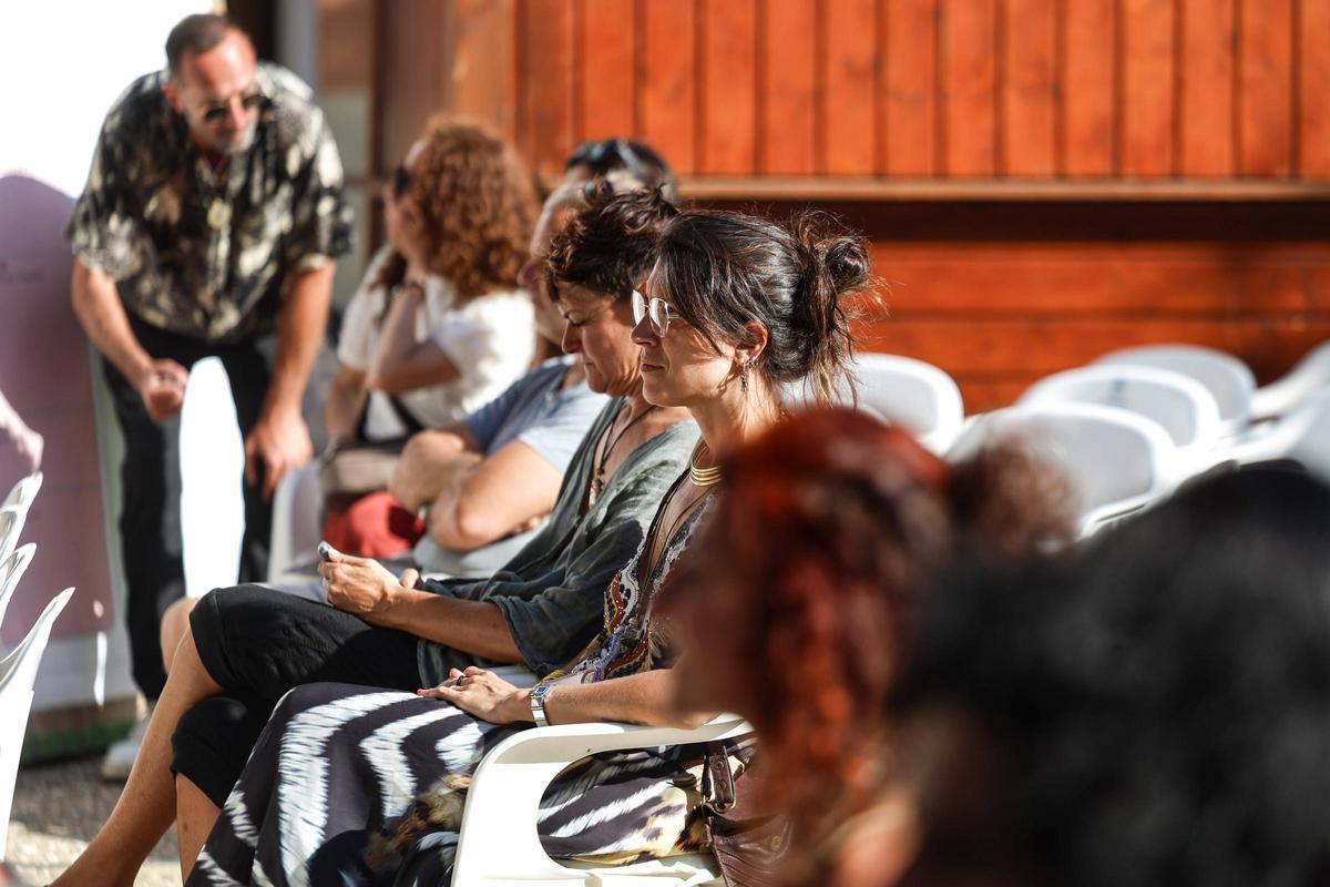 Fantasía Ibiza Festival llena el centro de Vila de arte en vivo, música y cultura