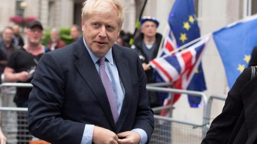 La policía acude al domicilio de Boris Johnson por una pelea del político con su novia