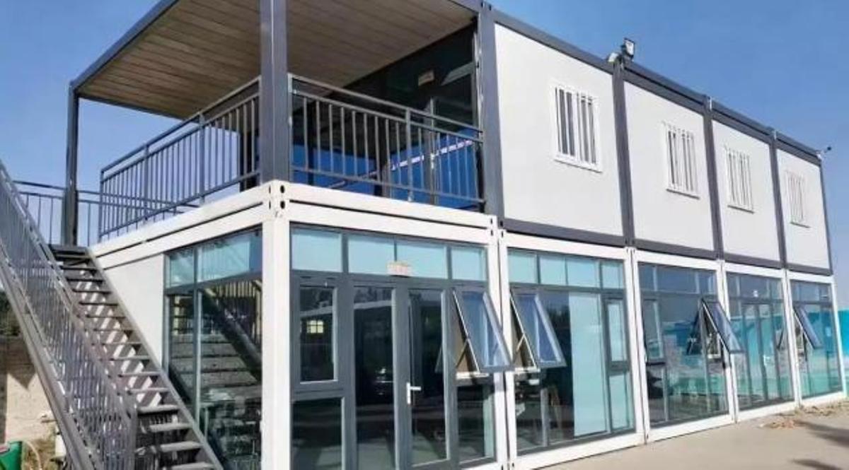 Una casa de dos pisos per 14.000 euros: l'alternativa prefabricada que guanya terreny a l'habitatge tradicional