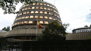 Madrid busca posició al mercat internacional d’arbitratges mentre el Tribunal Constitucional aclareix els recels