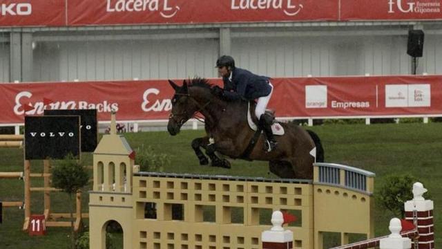 Un momento de la prueba reina disputada ayer en Las Mestas. | JUAN PLAZA