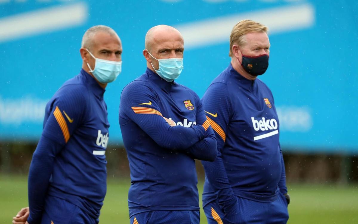 Larsson, Schreuder y Koeman, en un entrenamiento del Barça.
