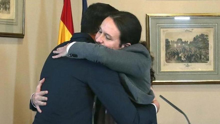 Sánchez e Iglesias, tras el preacuerdo de coalición en noviembre.