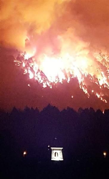 Incendio forestal en la zona de Montaña de Jedey