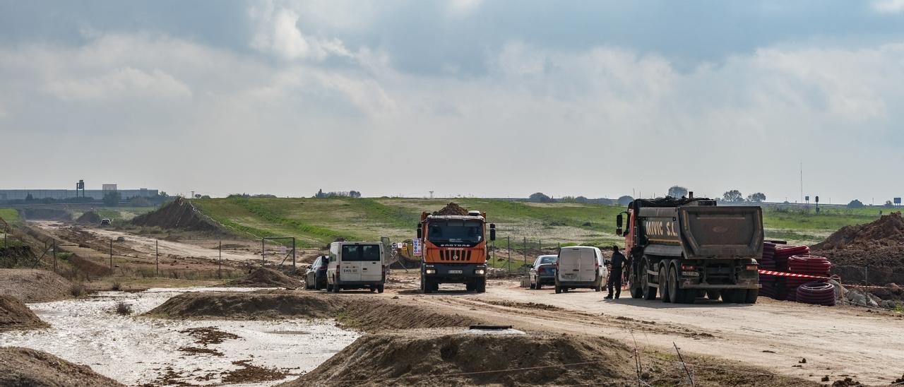 Obras de la Plataforma Logística de Badajoz, en febrero de 2021.