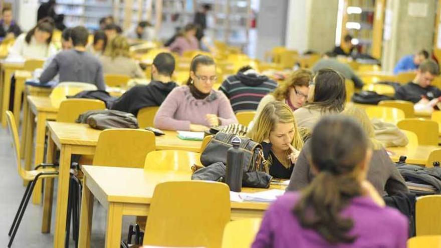 7.000 universitarios extremeños ya pueden abonar  el segundo plazo de la matrícula en cinco pagos