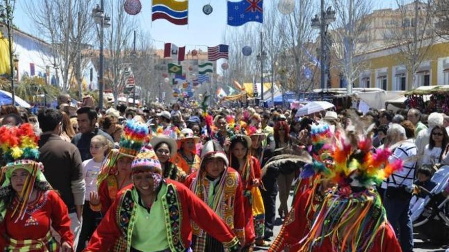 Fuengirola se prepara para celebrar la Feria Internacional de los Pueblos