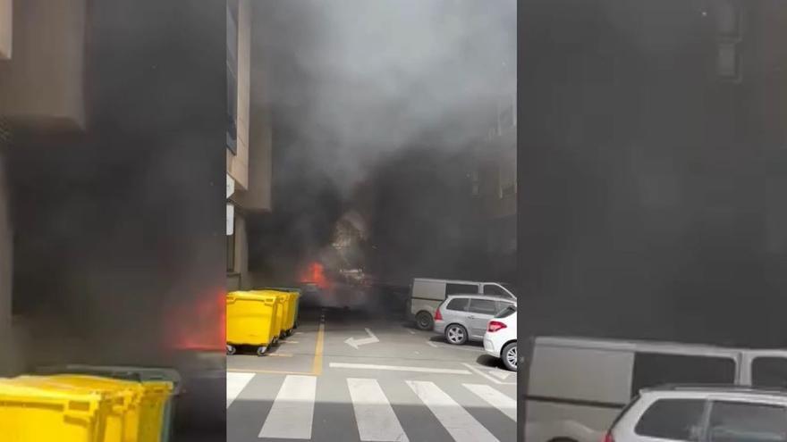 Calcinados dos coches y un contenedor en Plasencia