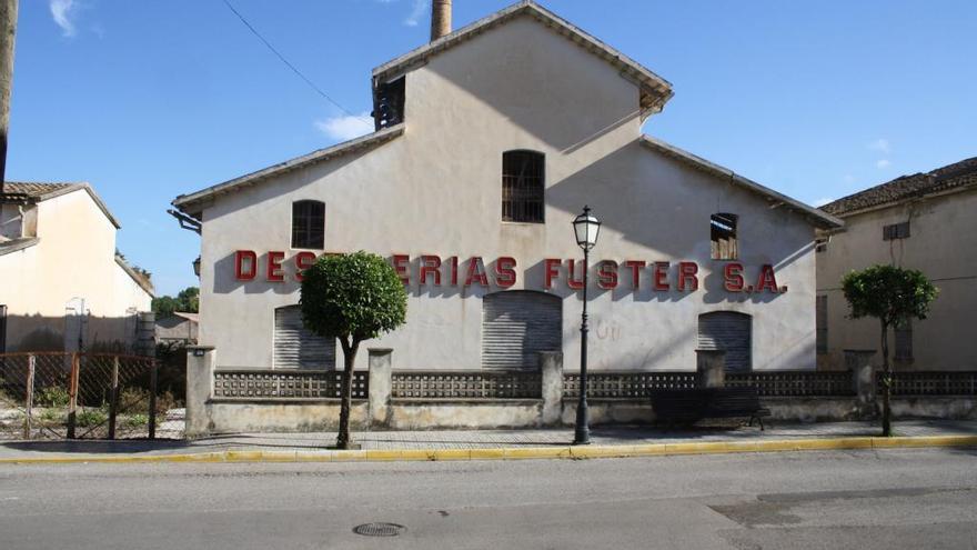 El antiguo complejo industrial está hoy en situación de abandono.