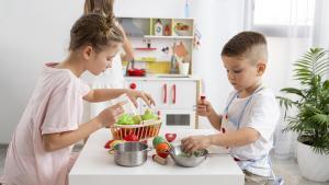 Los juguetes de toda la vida siguen de moda: de la cocinitas al Scalextric