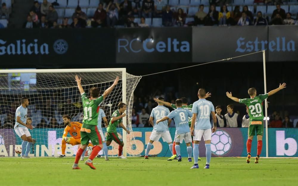 Las mejores imágenes del Celta - Alavés // R. Grobas / A. Villar / C. Graña