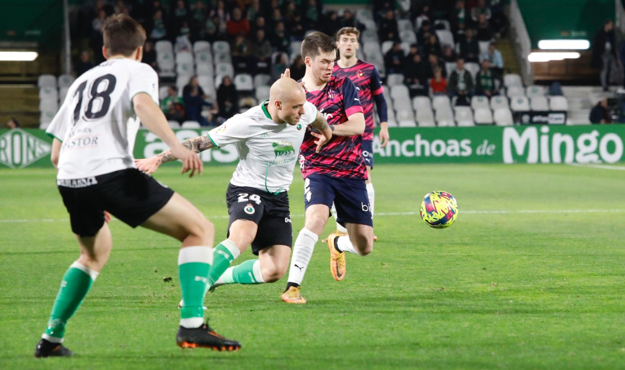 En imágenes: así fue el partido entre Racing y Sporting en El Sardinero