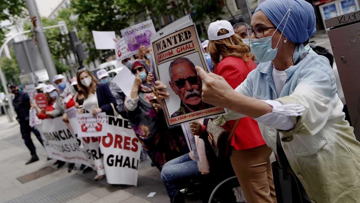 Concentración en contra del líder del Frente Polisario, Brahim Ghali, en la Audiencia Nacional.