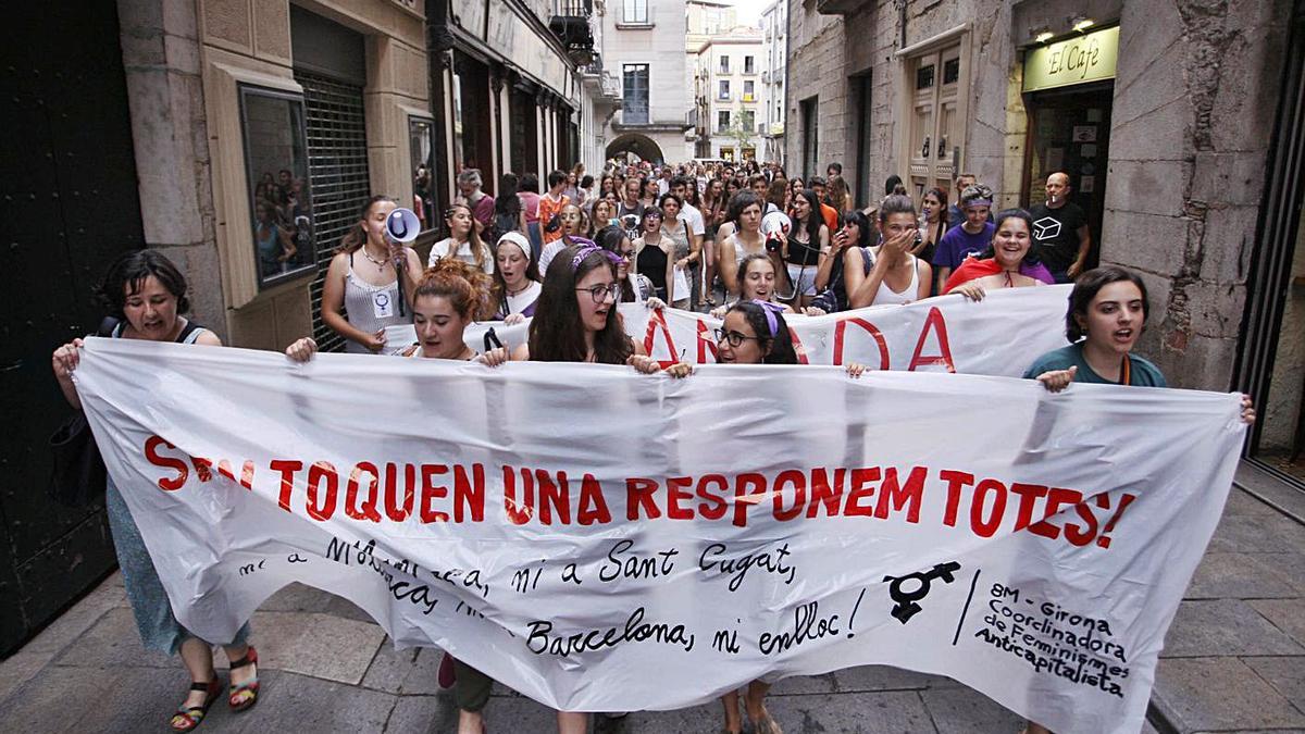 Manifestació a Girona contra una agressió sexual múltiple a Manresa, el 2019. | MARC MARTÍ