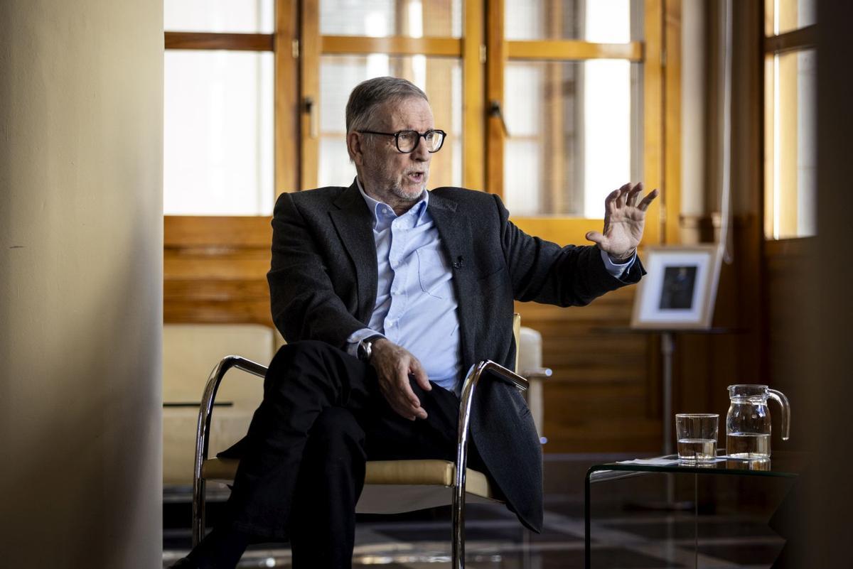 El expresidente Marcelino Iglesias, en el encuentro de EL PERIÓDICO.