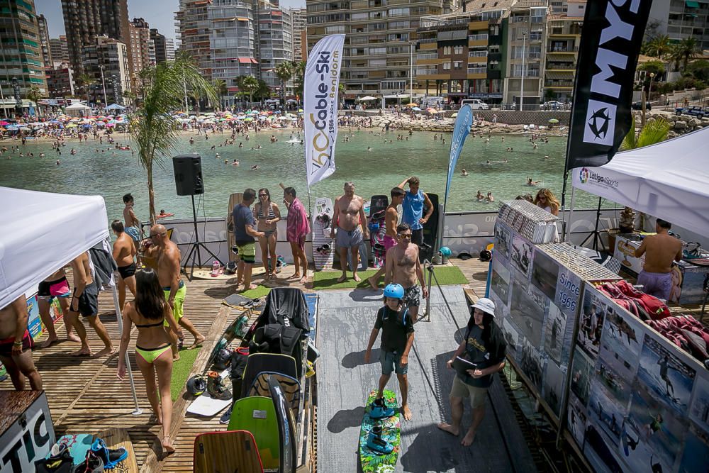 El cable-ski de Benidorm celebra su medio siglo