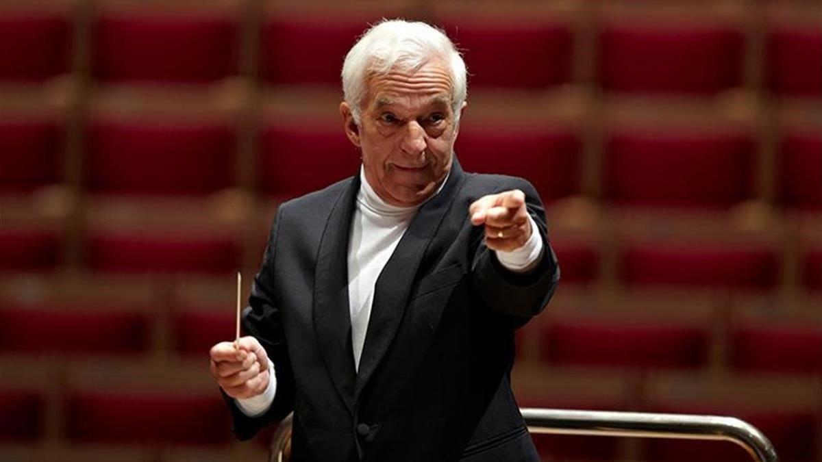 El director Cladimir Ashkenazy